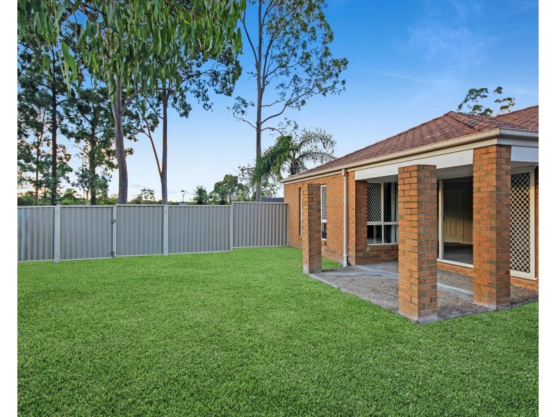 1 Central Street, Forest Lake QLD 4078