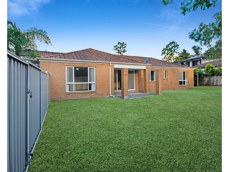 1 Central Street, Forest Lake QLD 4078