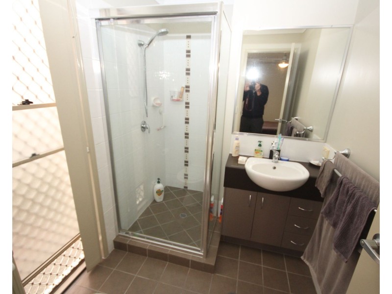 15 Freesia Close, Springfield Lakes QLD 4300