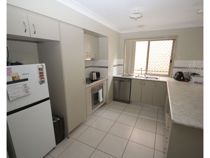 15 Freesia Close, Springfield Lakes QLD 4300