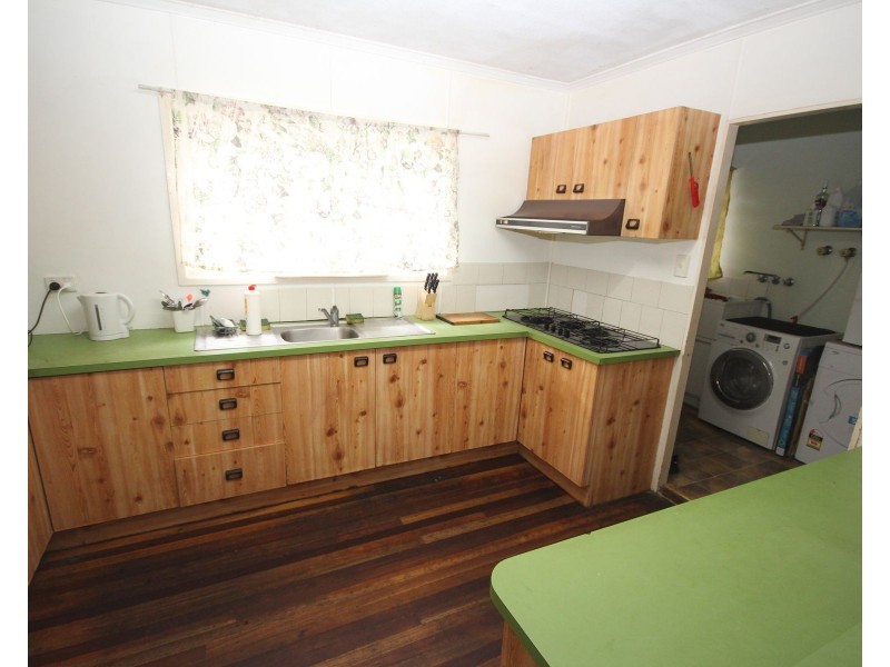 8 Stephen Street, Ellen Grove QLD 4078