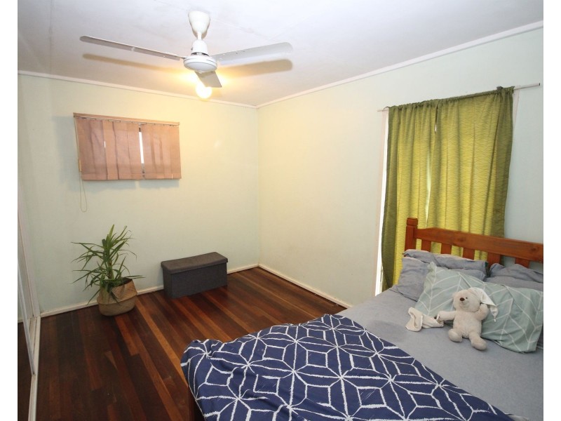 8 Stephen Street, Ellen Grove QLD 4078