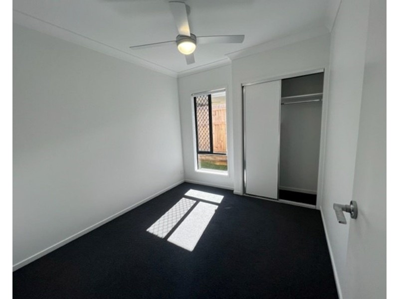 12 Canary Street, Ripley QLD 4306