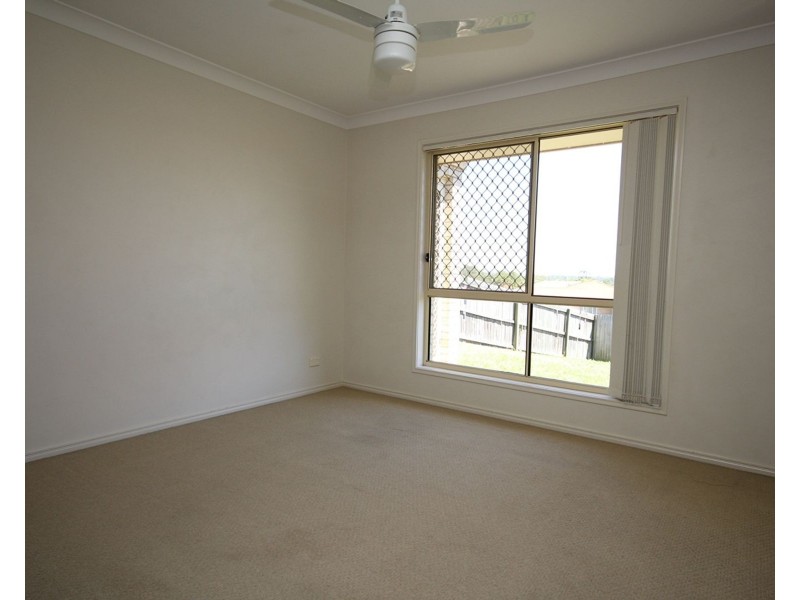 26 Vanessa Court, Camira QLD 4300