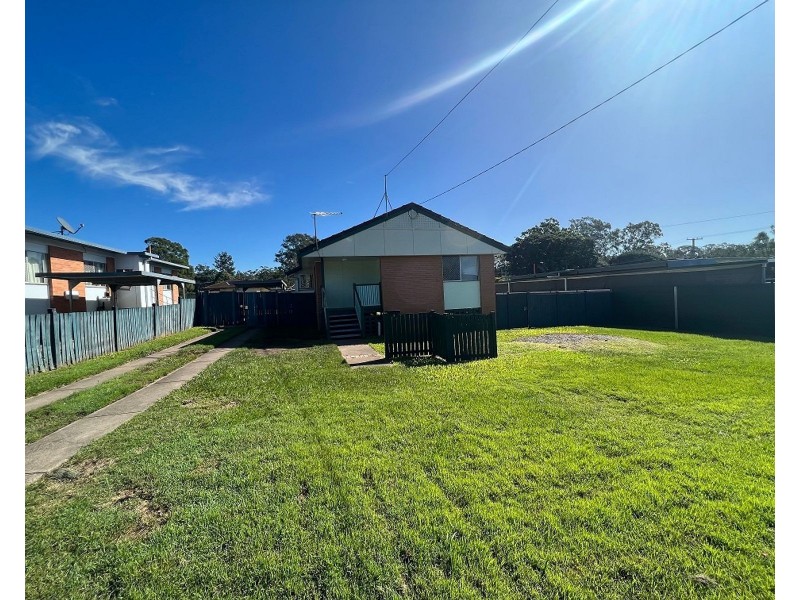 3 Lynch Street, Riverview QLD 4303