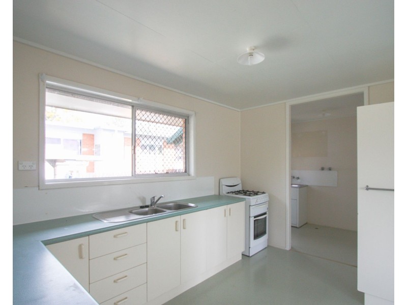 3 Lynch Street, Riverview QLD 4303