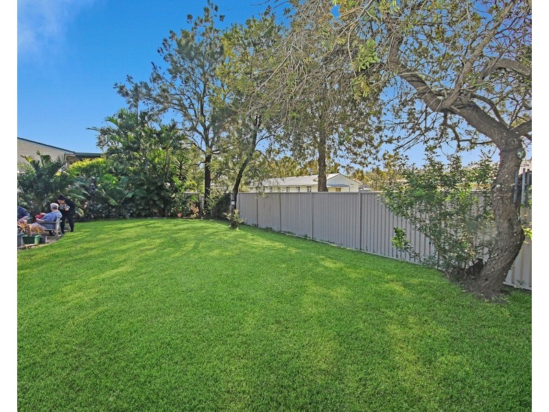 32 Leahy Street, Brassall QLD 4305