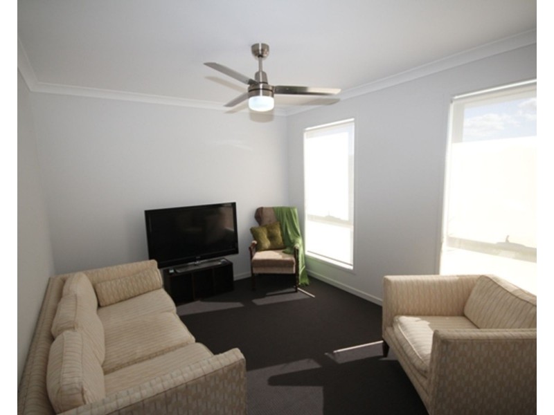 17 Grevillea Street, Ripley QLD 4306