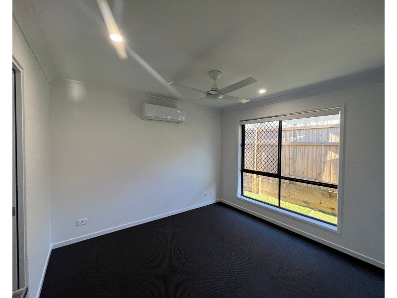 8 McDermott Way, Ripley QLD 4306