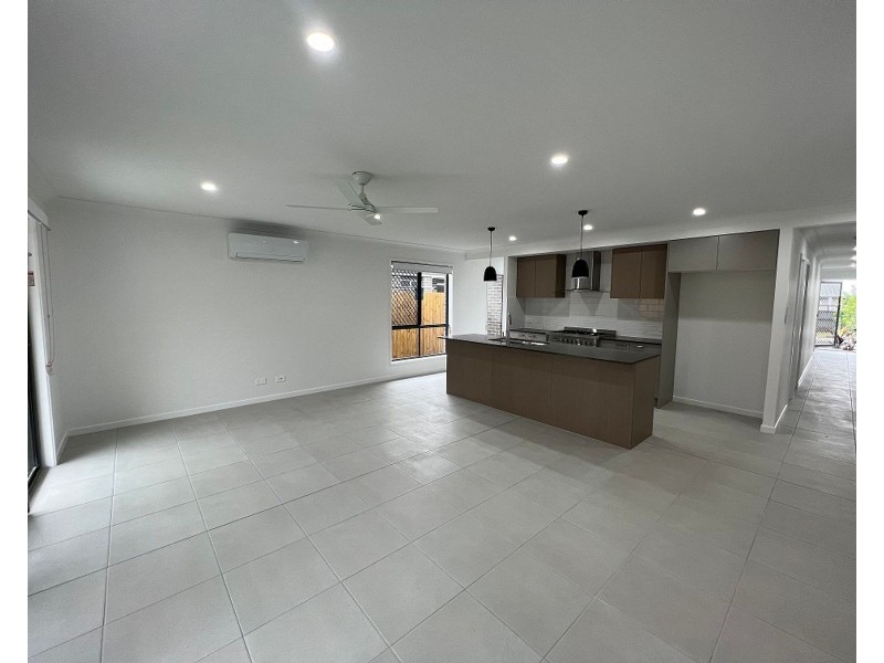 28 MACINTYRE STREET, Ripley QLD 4306