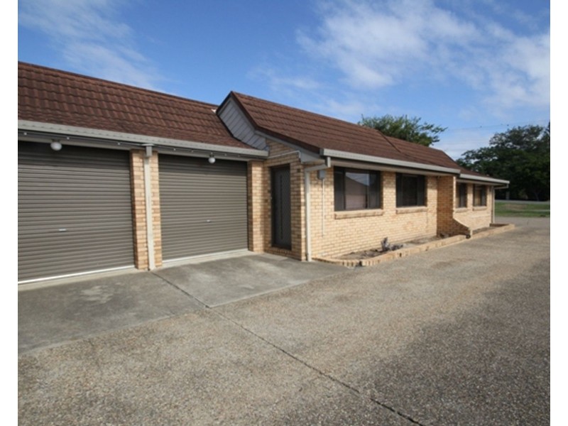 2/244 Redbank Plains Road, Bellbird Park QLD 4300
