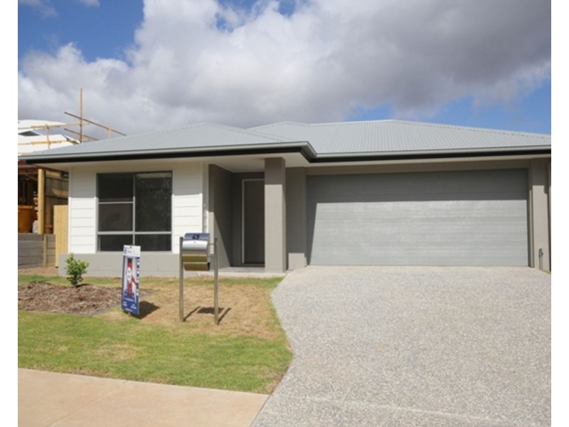 45 Cooper Way, Spring Mountain QLD 4124