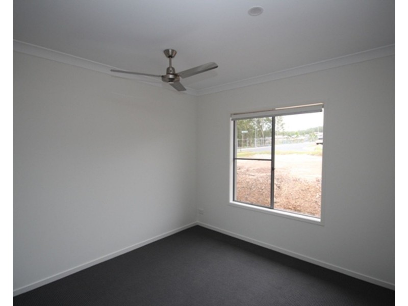 45 Cooper Way, Spring Mountain QLD 4124