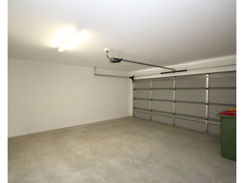45 Cooper Way, Spring Mountain QLD 4124