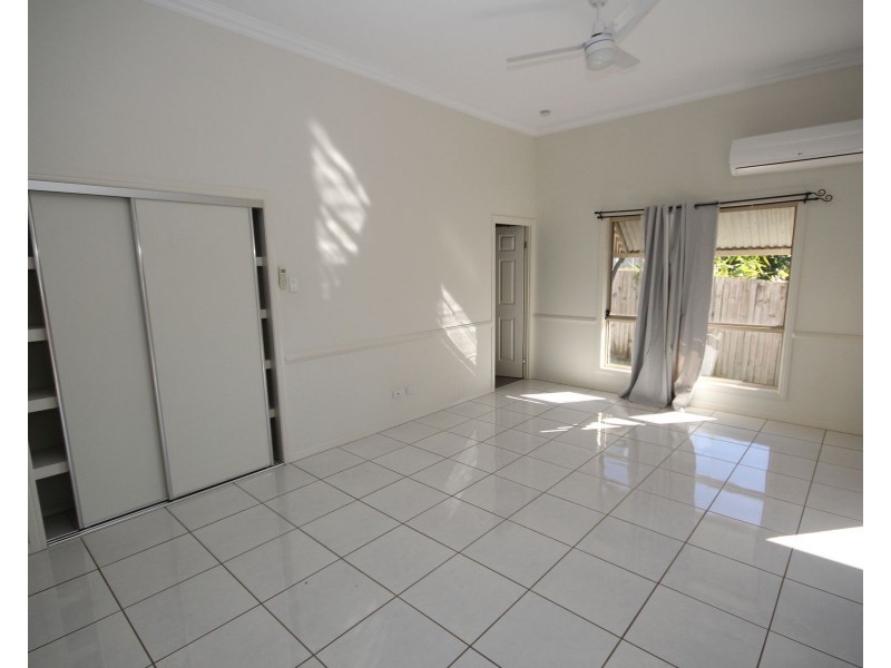 15 Hookes Terrace, Springfield Lakes QLD 4300