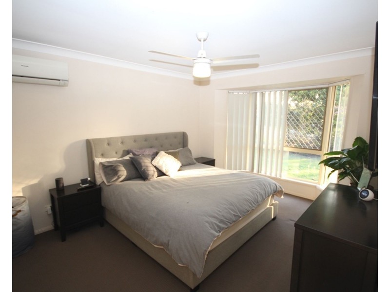 54 Cascade Drive, Forest Lake QLD 4078