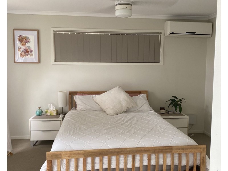2/86 Valentine Circuit, Augustine Heights QLD 4300