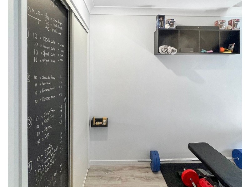 52 Lakes Entrance Drive, Springfield Lakes QLD 4300