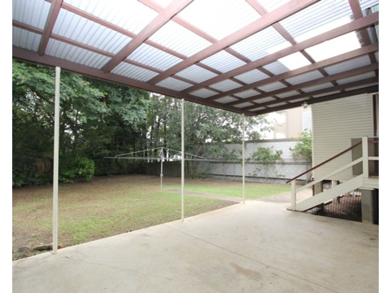 6 Lynne Grove Avenue, Corinda QLD 4075