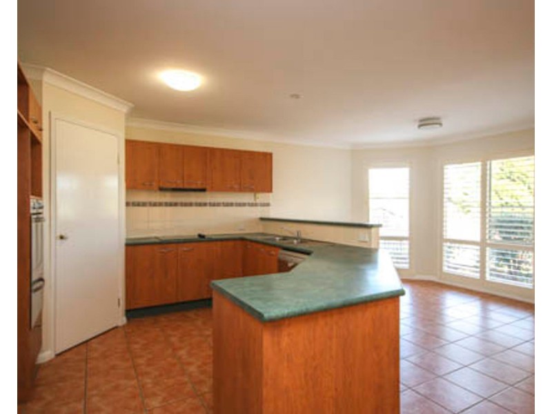 5 Neptune Street, Springfield Lakes QLD 4300