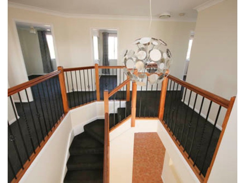 5 Neptune Street, Springfield Lakes QLD 4300