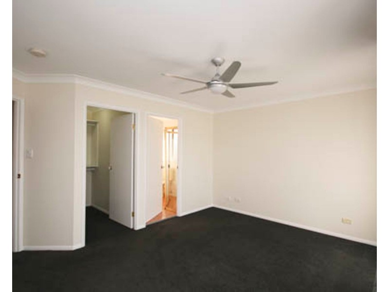 5 Neptune Street, Springfield Lakes QLD 4300