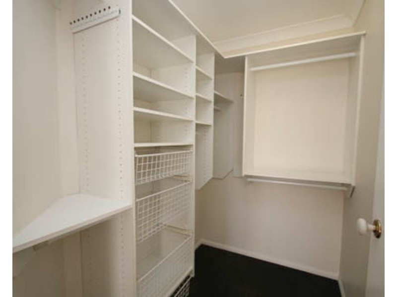 5 Neptune Street, Springfield Lakes QLD 4300