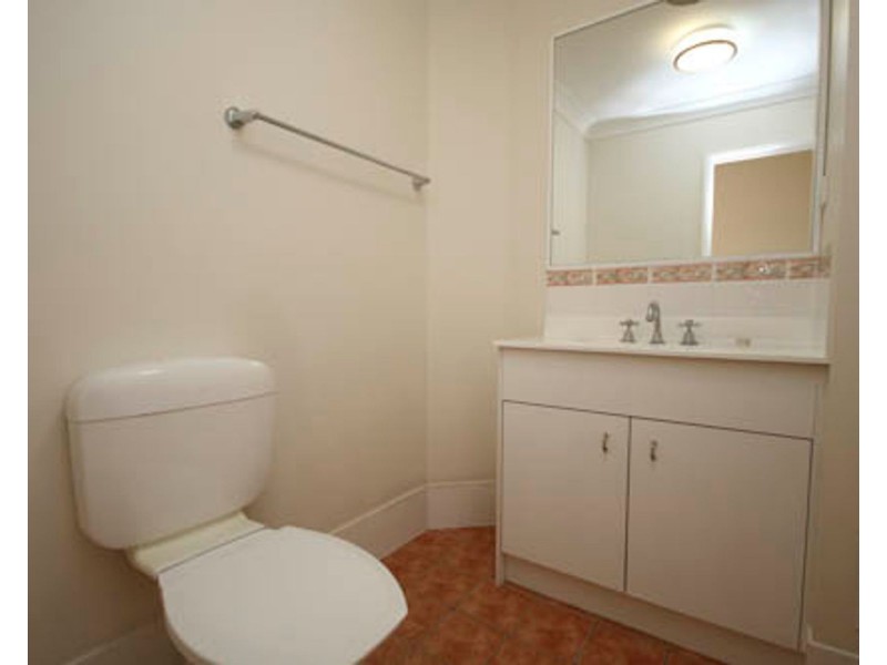 5 Neptune Street, Springfield Lakes QLD 4300