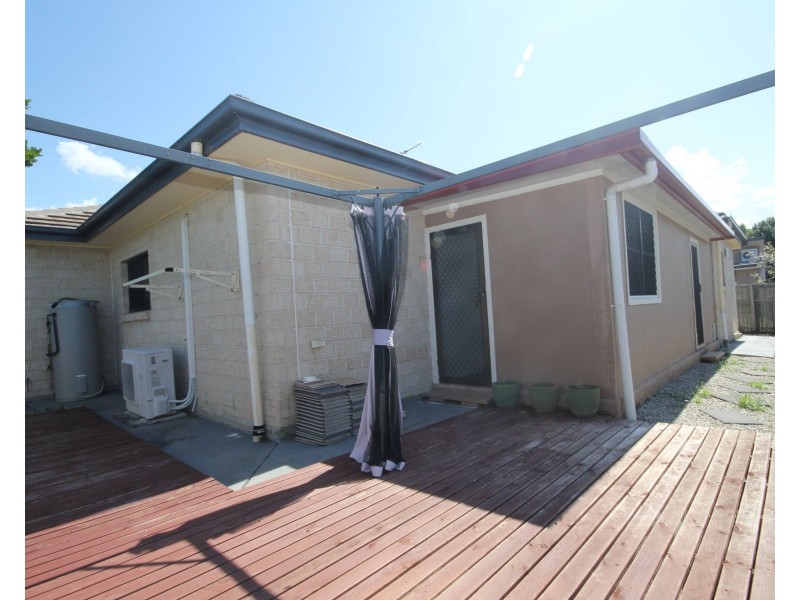 17 Moonbeam Street, Springfield Lakes QLD 4300