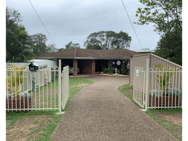 32 Leahy Street, Brassall QLD 4305