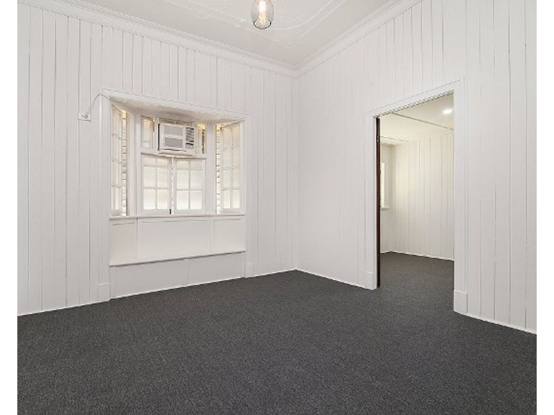 41 Salisbury Road, Ipswich QLD 4305