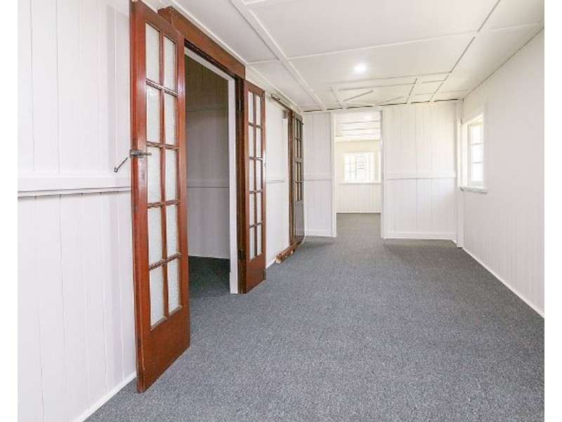 41 Salisbury Road, Ipswich QLD 4305