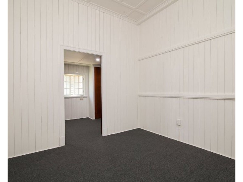 41 Salisbury Road, Ipswich QLD 4305