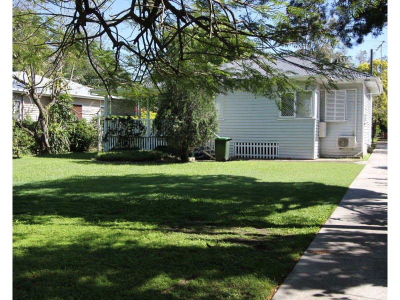 29 Cook Street, Oxley QLD 4075