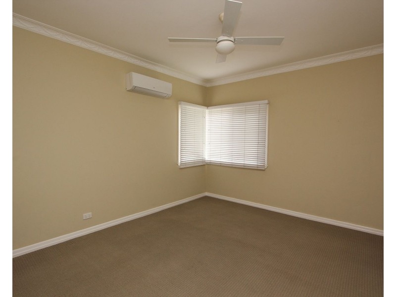 29 Cook Street, Oxley QLD 4075