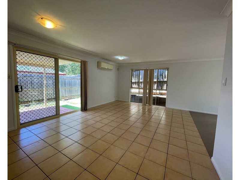 17 Greenleaf Avenue, Springfield Lakes QLD 4300
