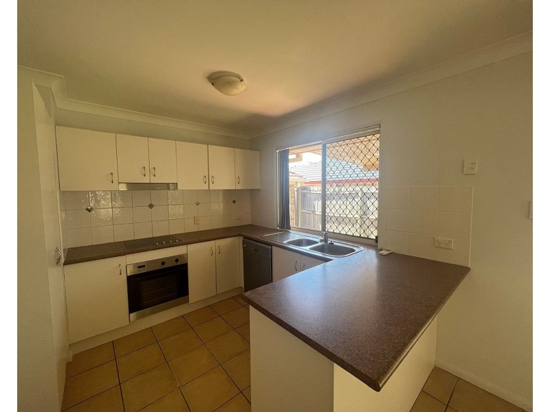17 Greenleaf Avenue, Springfield Lakes QLD 4300