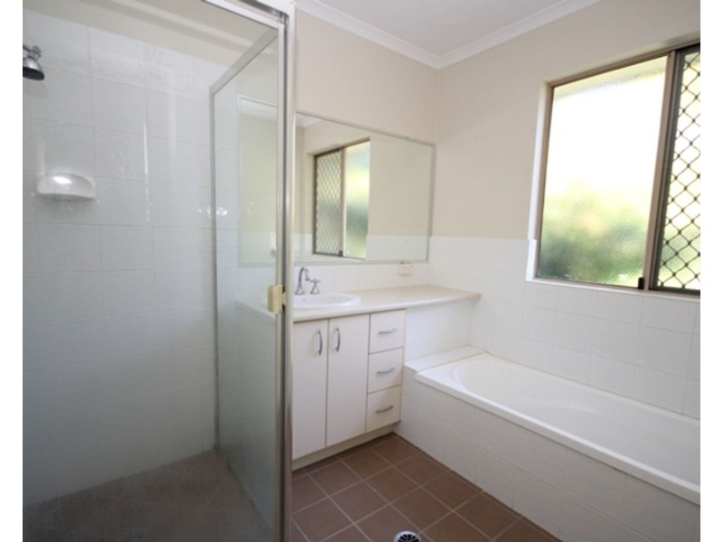 6/25 Law Street, Redbank QLD 4301