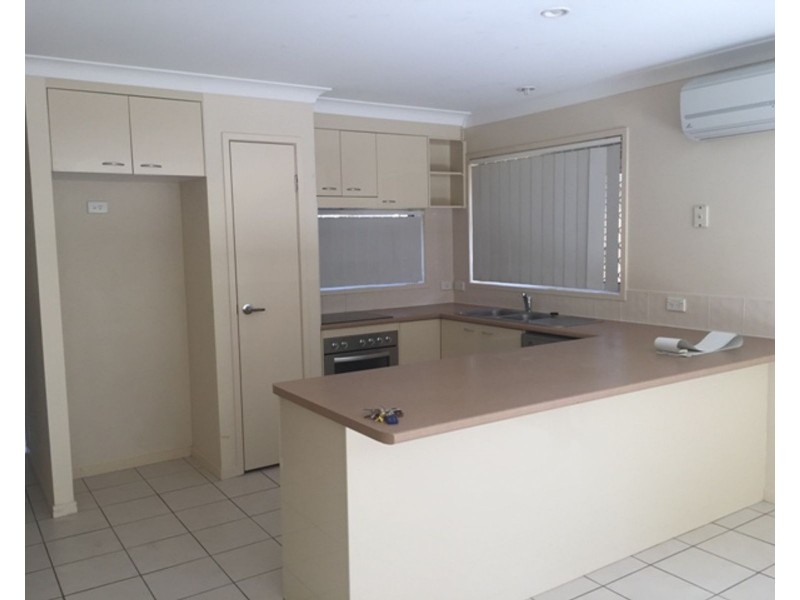 13 Darter Place, Springfield Lakes QLD 4300