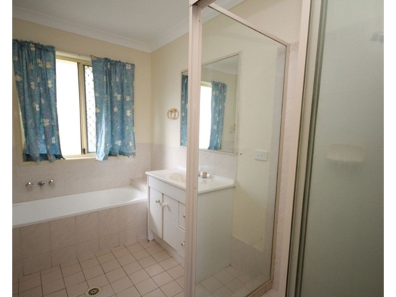 6 Gumnut Grove, Redbank Plains QLD 4301