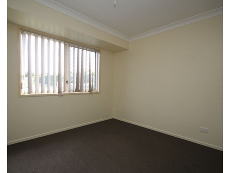 6 Gumnut Grove, Redbank Plains QLD 4301