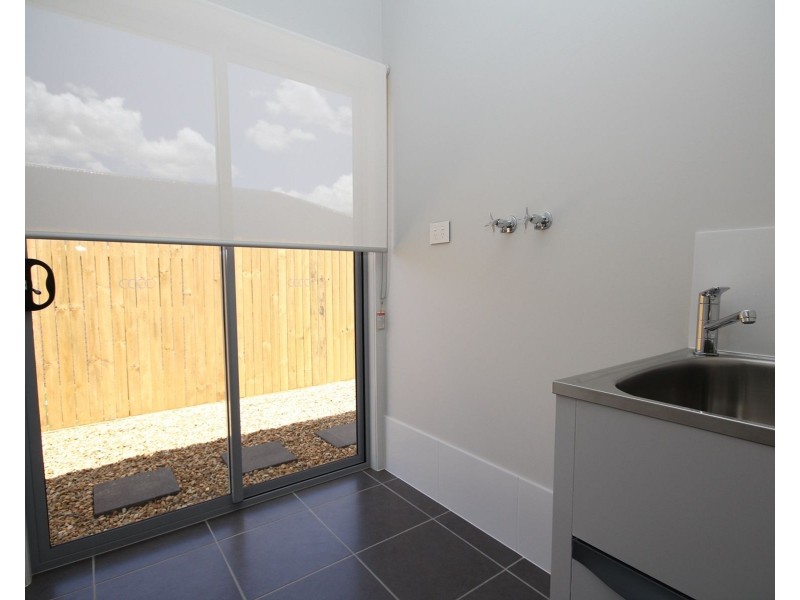 8 Butterfly Way, Ripley QLD 4306