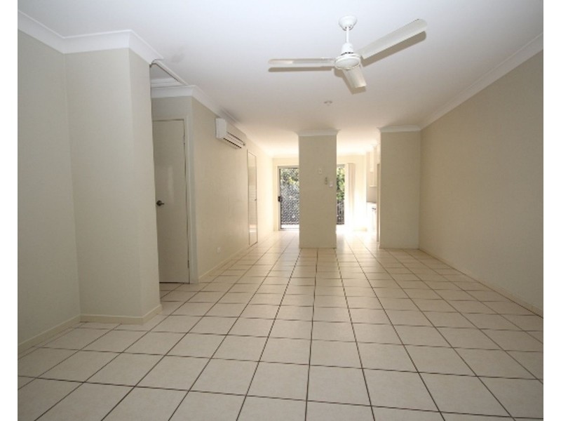 15 Creekside Drive, Springfield Lakes QLD 4300