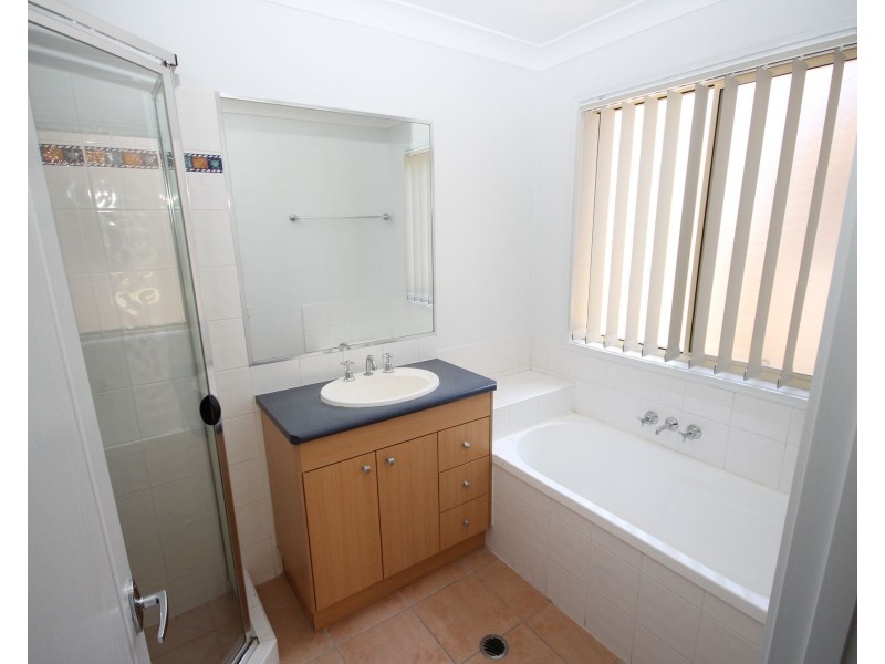 66 Jubilee Avenue, Forest Lake QLD 4078