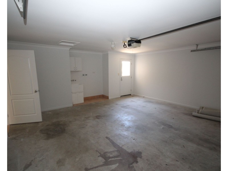 66 Jubilee Avenue, Forest Lake QLD 4078