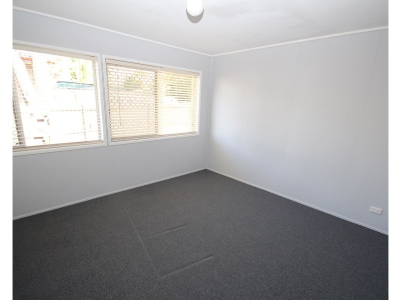 3 Hughes Street, Eagleby QLD 4207