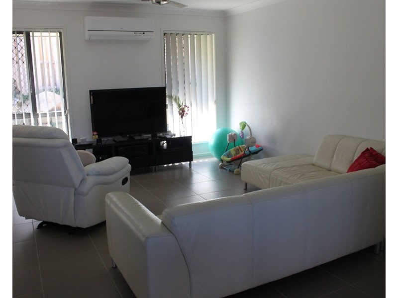 43 Brigid Boulevard, Augustine Heights QLD 4300