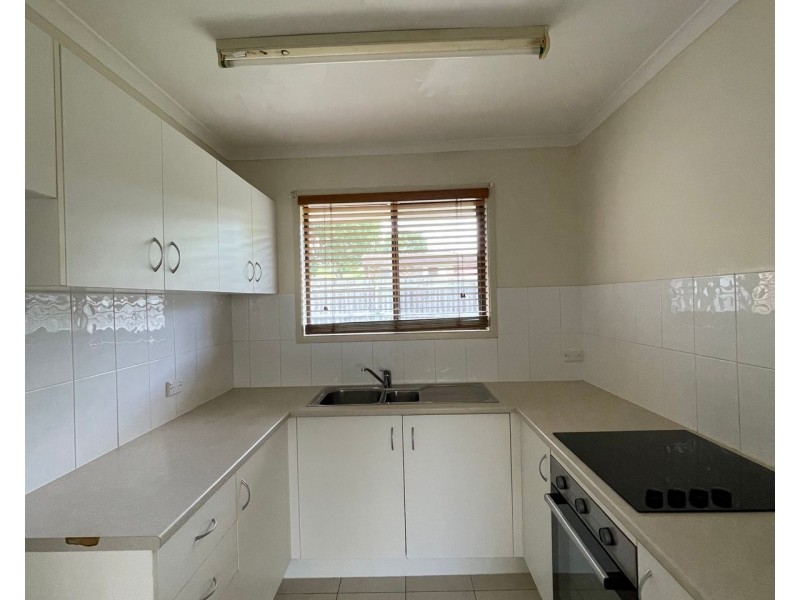 6/244 Redbank Plains Road, Bellbird Park QLD 4300