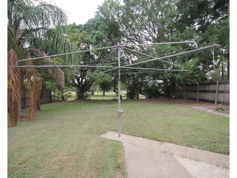 26 Lawson Street, Oxley QLD 4075