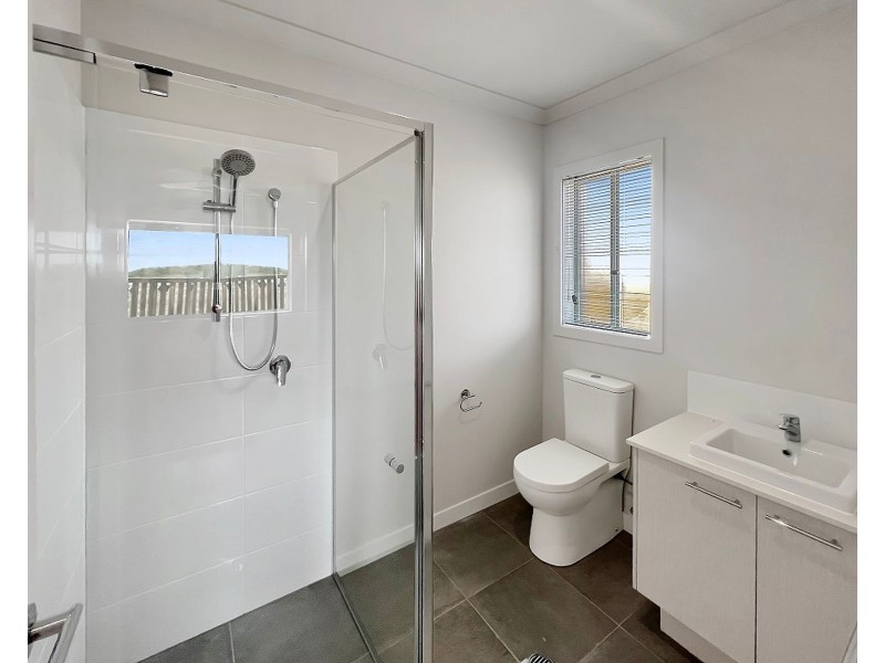 12 Waltz Street, Ripley QLD 4306